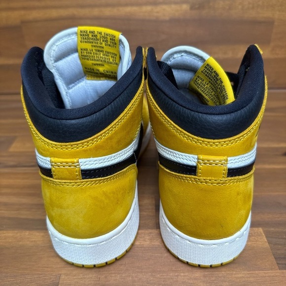 Nike Air Jordan 1 Retro OG GS Size 5Y Yellow Ochre Black Sail FD1437 701 - Picture 5 of 13